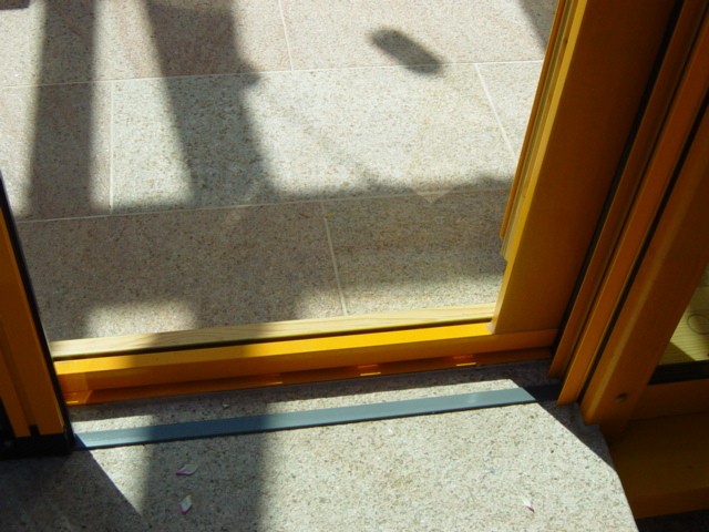 Plissee 5 mit Bodenschiene.jpg